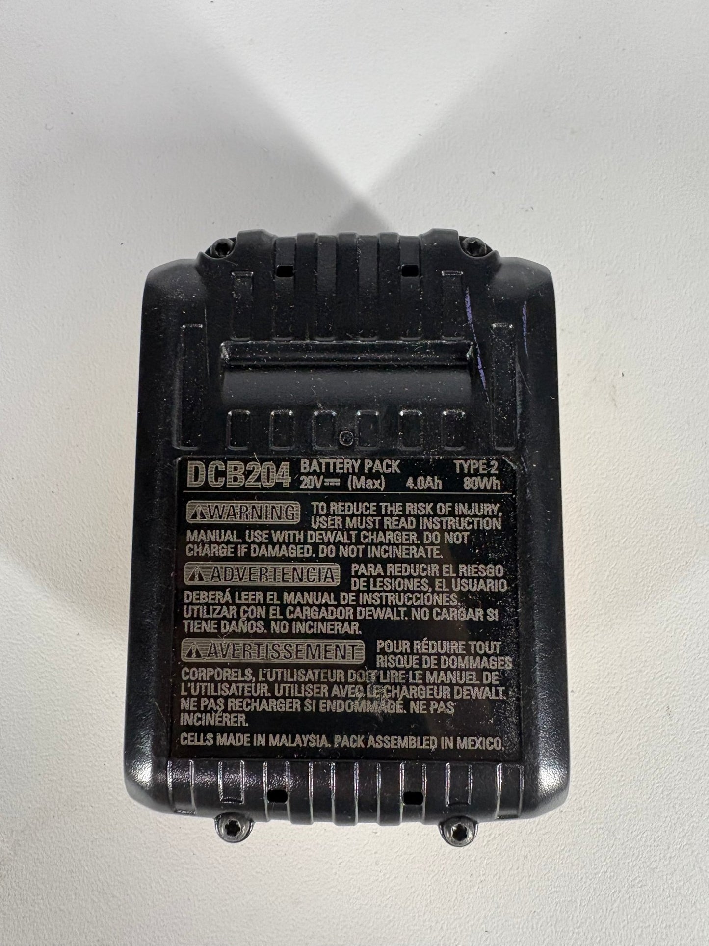 DEWALT 20V MAX Battery, Premium 4.0Ah (DCB204) - Pro Grade Tools