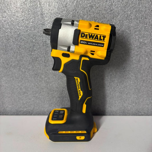DEWALT ATOMIC 20V MAX* 1/2 in. Cordless Impact Wrench with Hog Ring Anvil (Tool Only) (DCF921B) - Pro Grade Tools