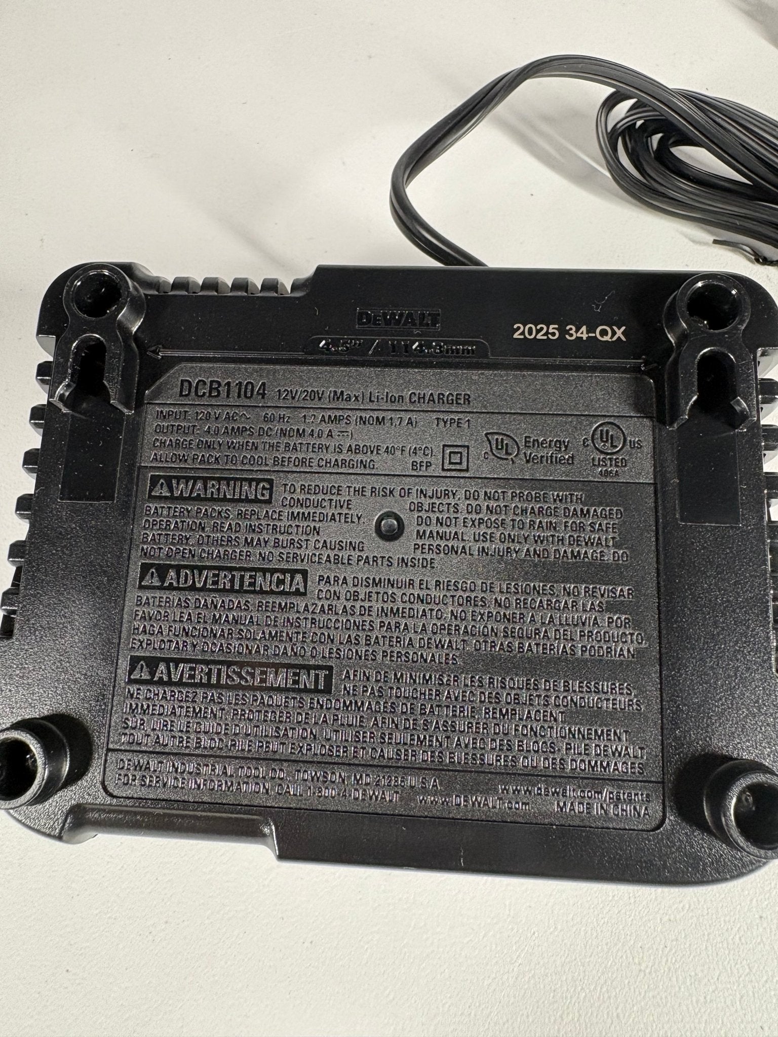 DEWALT DeWalt DCB1104 12V/20V 4 Amp Battery Charger - Pro Grade Tools